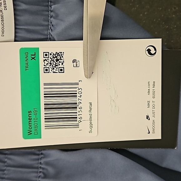 💕NIKE💕 DRI FIT One Mid Rise 3" Shorts ~ Diffused Blue/Reflective Silver XL NWT - Picture 14 of 14